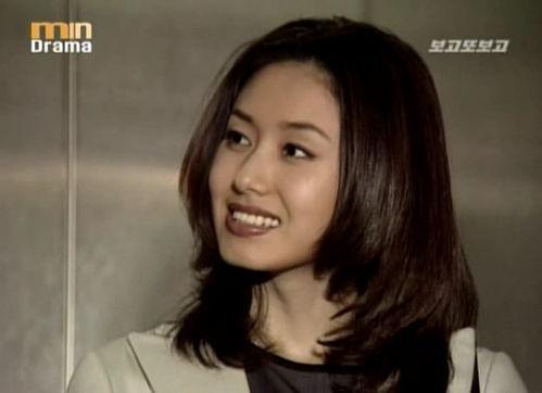 看了又看,穿越时空的浪漫传奇，探寻永恒的爱情密码